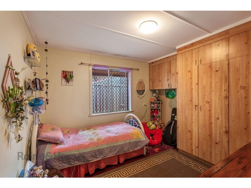 25 Welcombe Avenue, Rockville QLD 4350