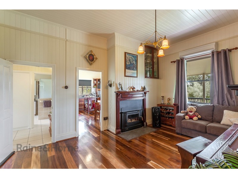 69 Geitzel Road, Biddeston QLD 4401