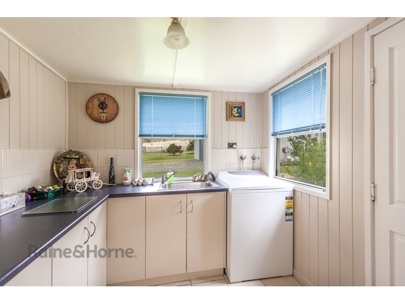 69 Geitzel Road, Biddeston QLD 4401