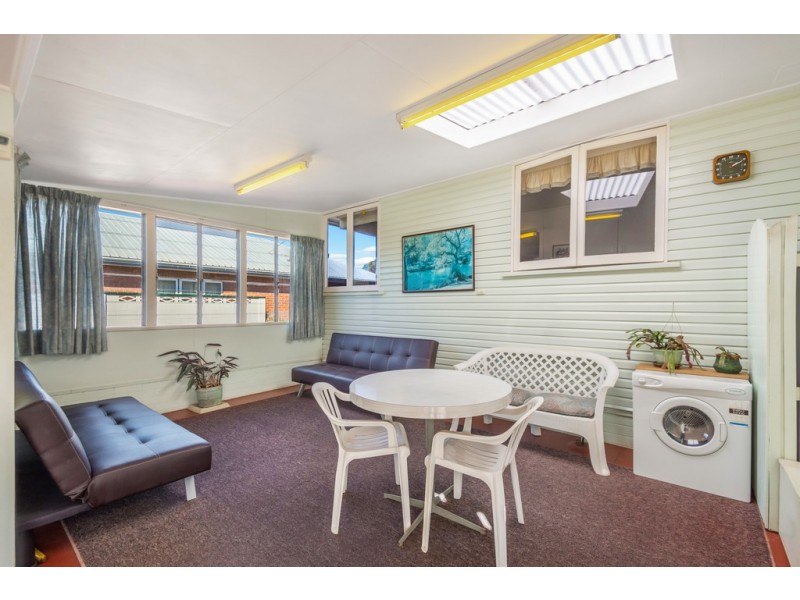 31 Shennan Street, Harristown QLD 4350