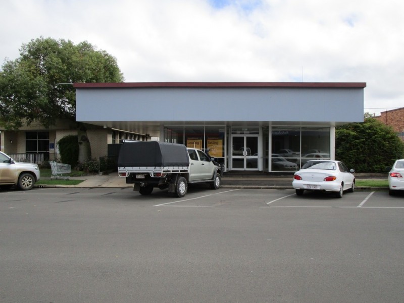 28 New Street, Dalby QLD 4405