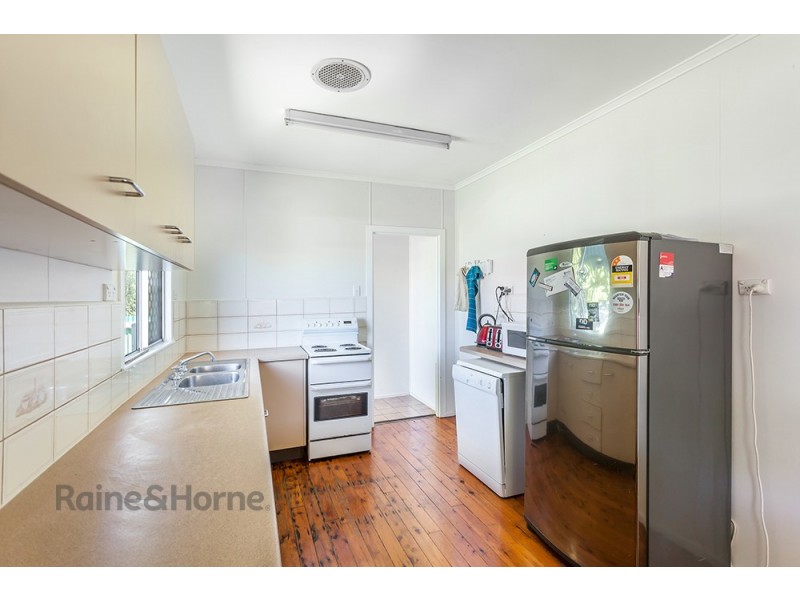 22 Boyd Street, Wilsonton QLD 4350