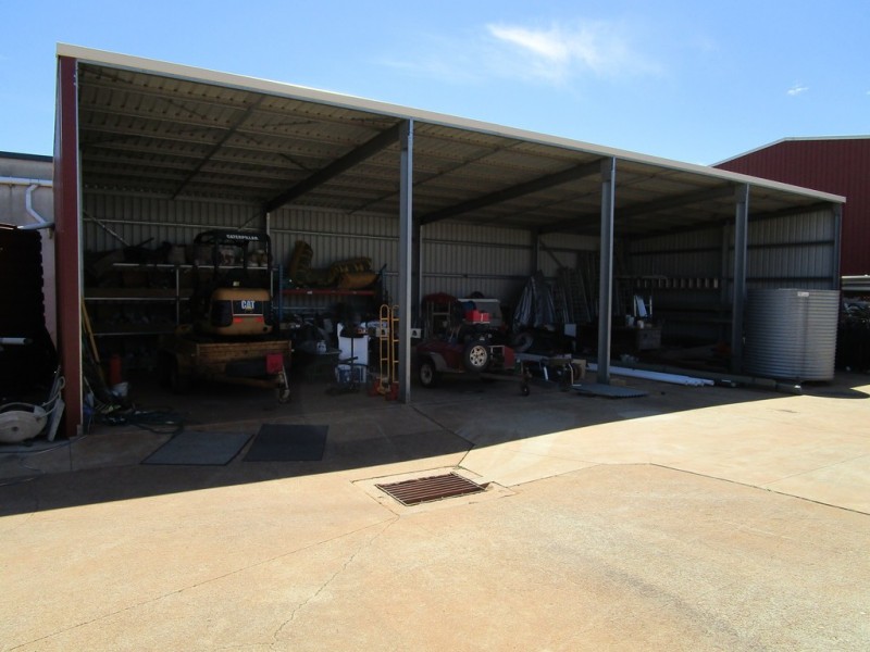 7 Tradewinds Court, Glenvale QLD 4350