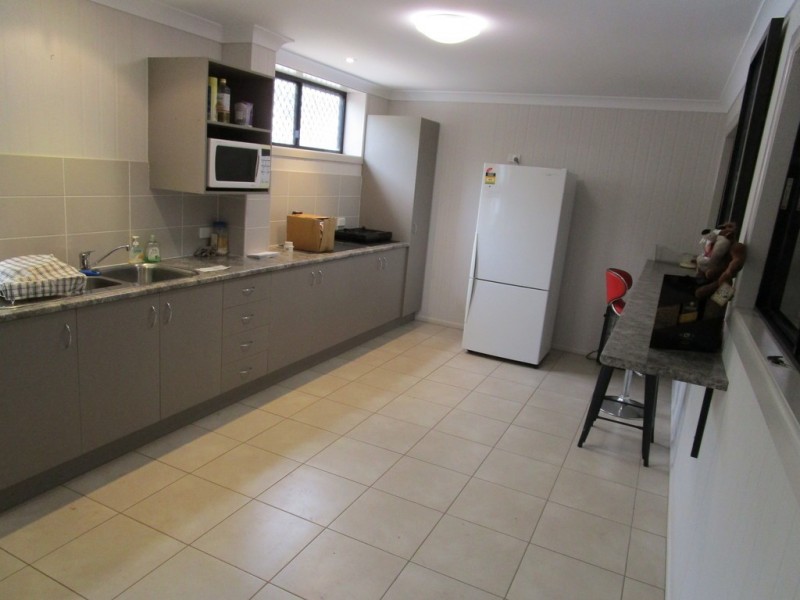 7 Tradewinds Court, Glenvale QLD 4350