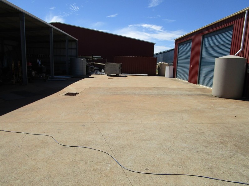 7 Tradewinds Court, Glenvale QLD 4350