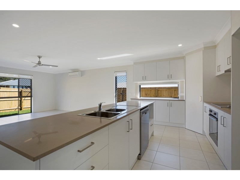 1/6 Rosenstengel Street, Darling Heights QLD 4350