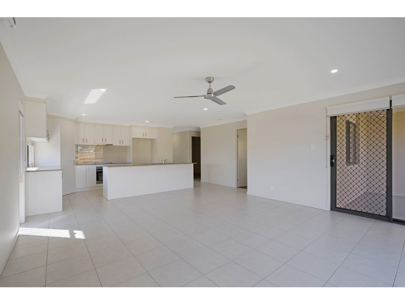 1/6 Rosenstengel Street, Darling Heights QLD 4350
