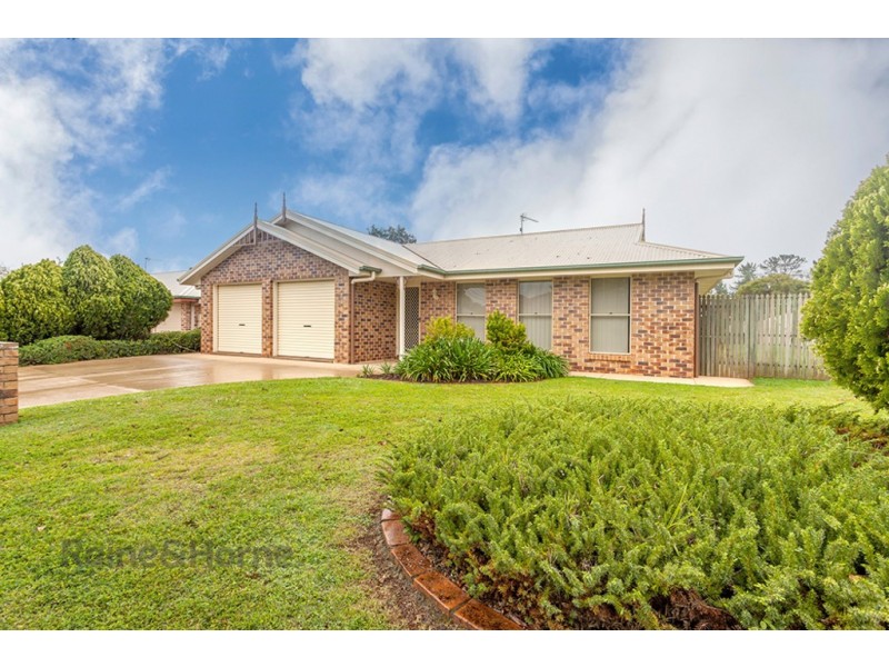 7 Gundry Court, Kearneys Spring QLD 4350