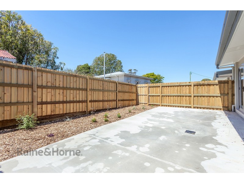 2/7 Gentle Street, North Toowoomba QLD 4350