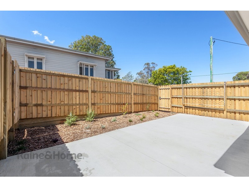 2/7 Gentle Street, North Toowoomba QLD 4350