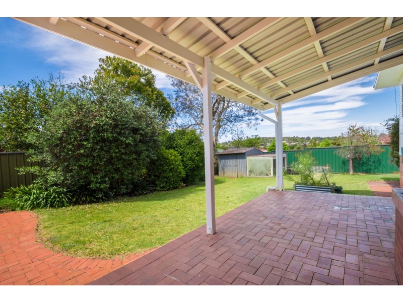 25 Loch Street, Centenary Heights QLD 4350