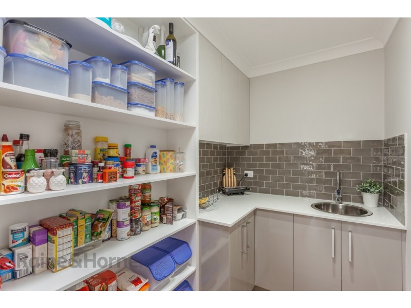 22 Gwenda Drive, Westbrook QLD 4350