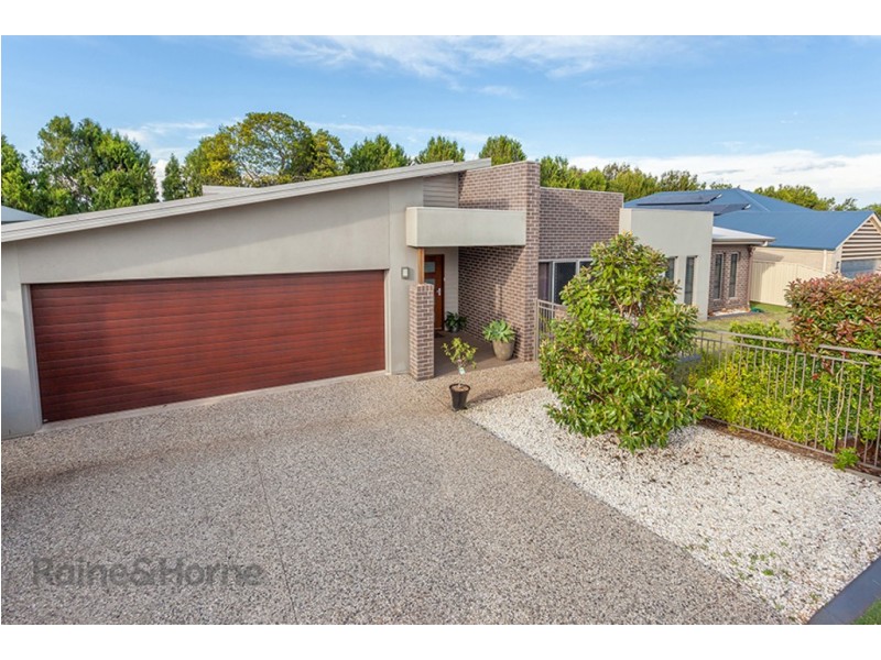 3 Pugh Street, Middle Ridge QLD 4350