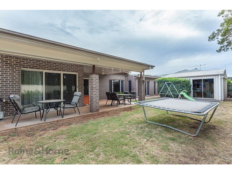 3 Pugh Street, Middle Ridge QLD 4350