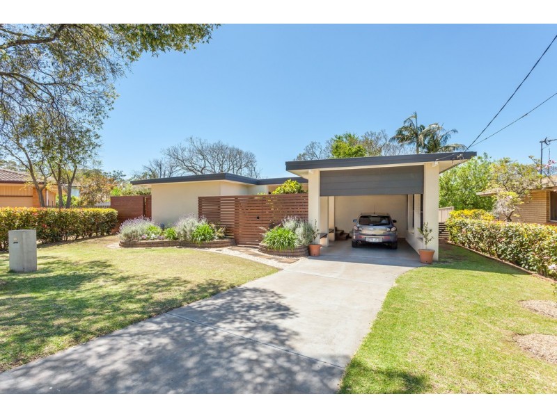 2 Bingara Street, Mount Lofty QLD 4350