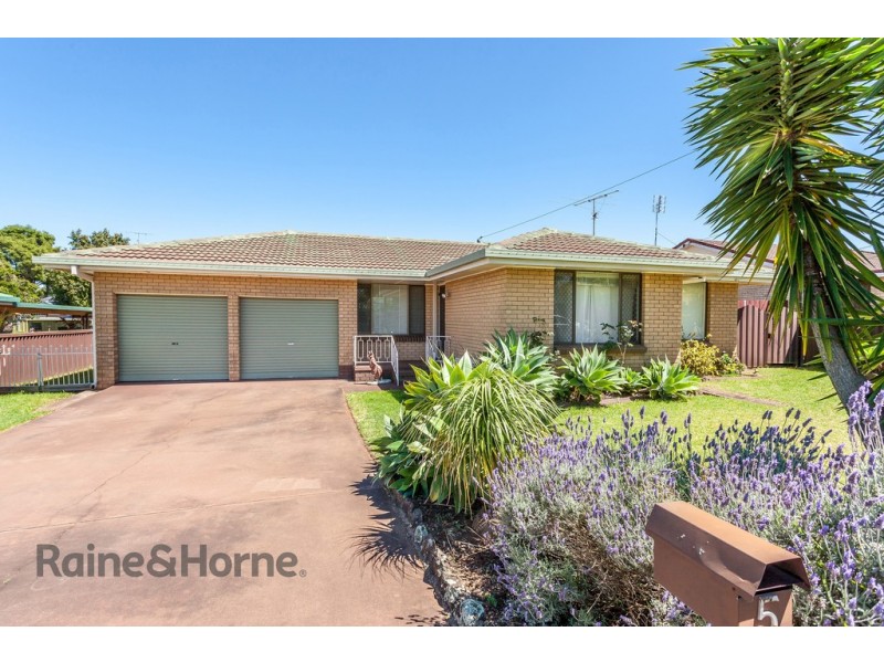 5 Aruma Street, Wilsonton QLD 4350