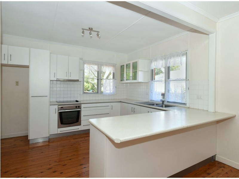 14 Roessler Street, Rangeville QLD 4350