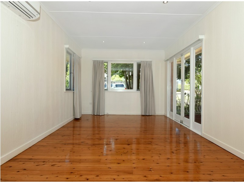 14 Roessler Street, Rangeville QLD 4350