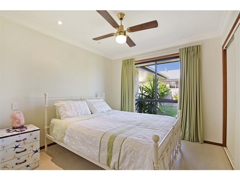 7 Jacaranda Court, Westbrook QLD 4350