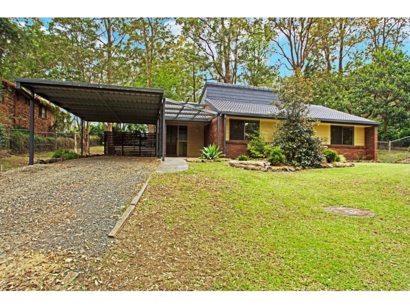 26 Amos Crescent, Mount Lofty QLD 4350