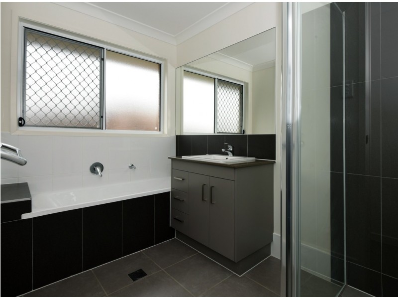 27 Sanctuary Drive, Cranley QLD 4350