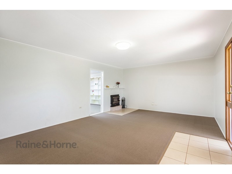 2 Wentworth Street, Centenary Heights QLD 4350