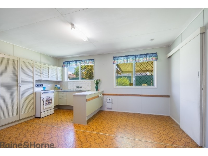 73 Debra Street, Centenary Heights QLD 4350