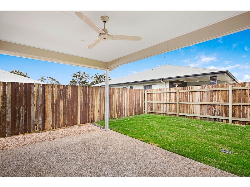 2/4 Dove Crescent, Kleinton QLD 4352