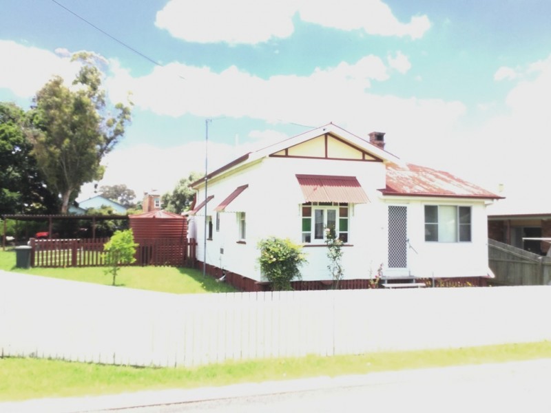 23 Stewart Avenue, Warwick QLD 4370