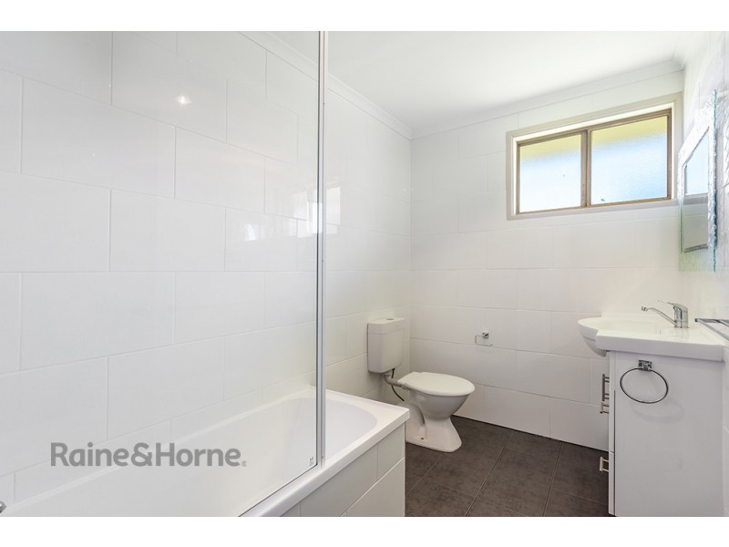 4 Obst Street, Harristown QLD 4350