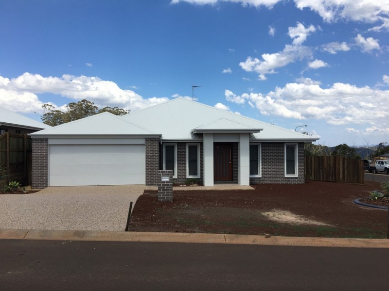 5 Mockridge Street, Kearneys Spring QLD 4350