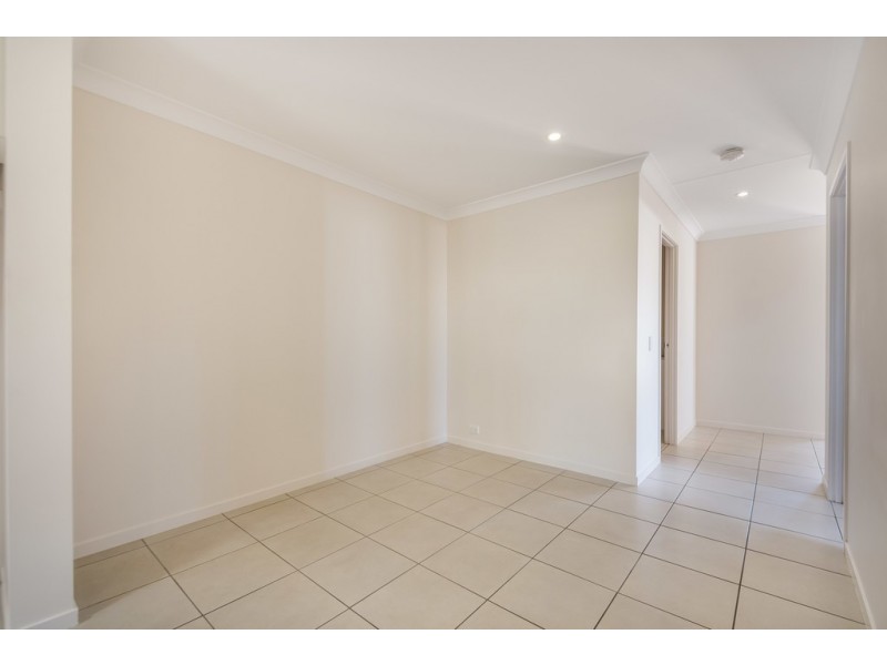 1/23 Edwin Street, Westbrook QLD 4350
