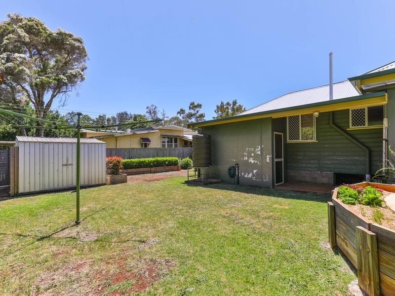 9 Clarissa Street, Newtown QLD 4350