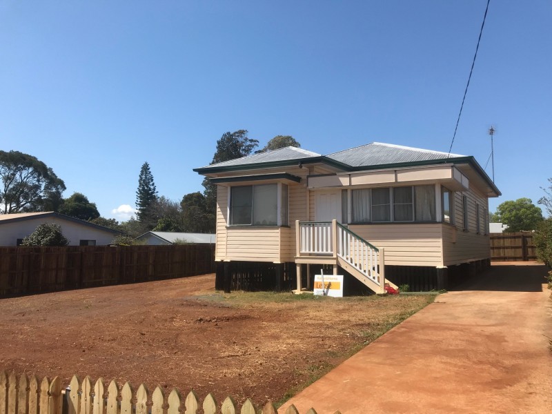 40 Gordon Avenue, Newtown QLD 4350