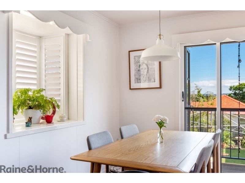 1 and 2 / 37 Barrymount Crescent, Mount Lofty QLD 4350