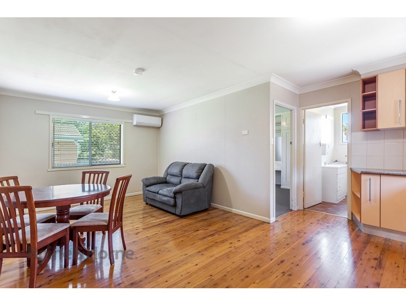 1 and 2 / 37 Barrymount Crescent, Mount Lofty QLD 4350