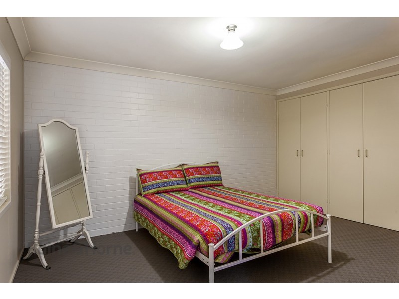 1 and 2 / 37 Barrymount Crescent, Mount Lofty QLD 4350