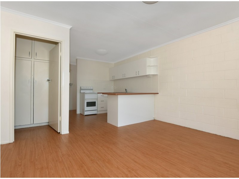 3/123 South Street, Centenary Heights QLD 4350