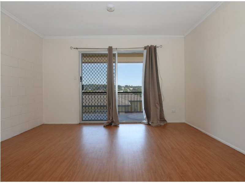 3/123 South Street, Centenary Heights QLD 4350