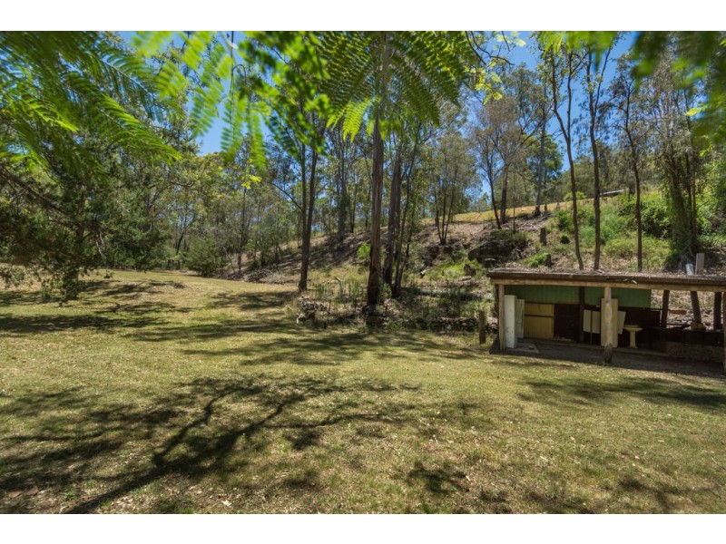 2100 Flagstone Creek Road, Upper Flagstone QLD 4344
