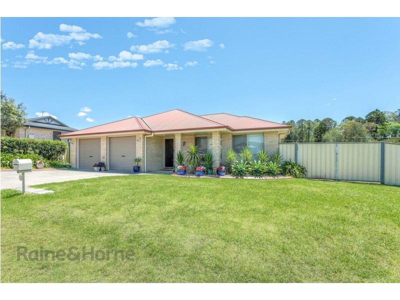 71 Hogg Street, Cranley QLD 4350