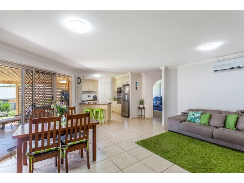71 Hogg Street, Cranley QLD 4350