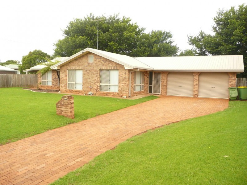 10 Quelch Street, Rockville QLD 4350