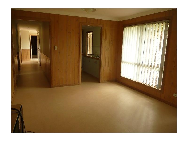 10 Quelch Street, Rockville QLD 4350