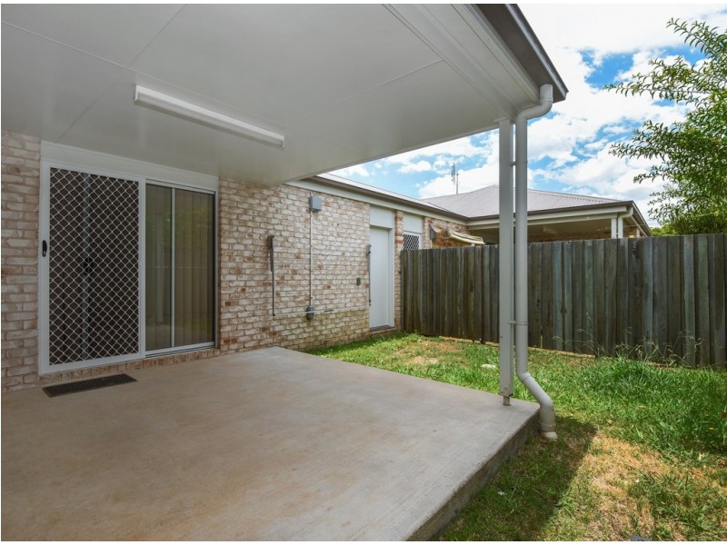 2/62 Ramsay Street, Centenary Heights QLD 4350
