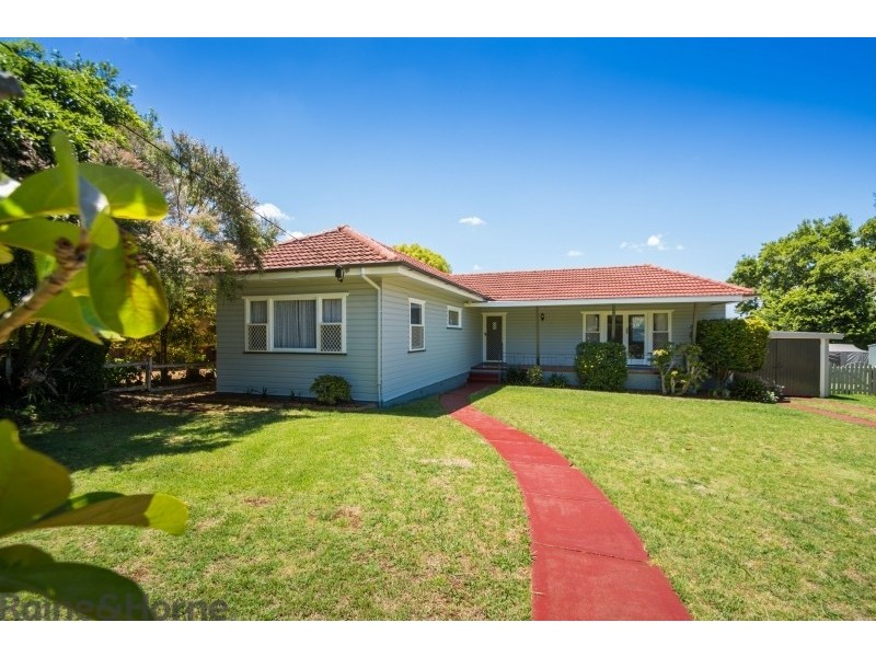 295 South Street, Harristown QLD 4350