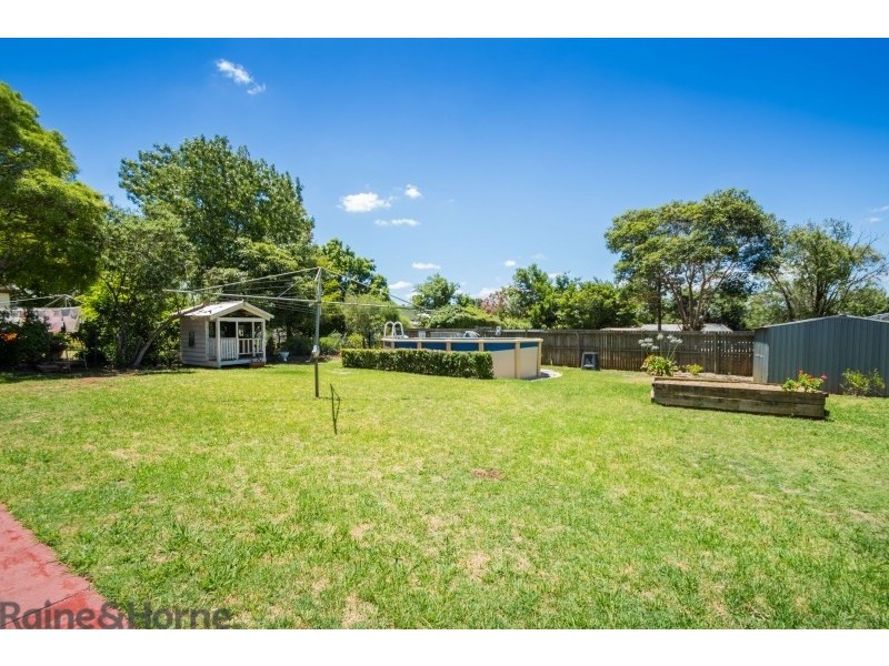 295 South Street, Harristown QLD 4350