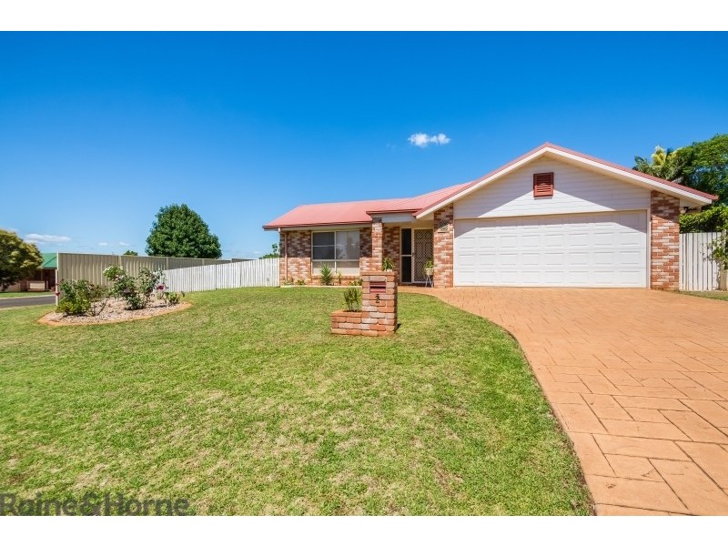 2 Vanham Close, Middle Ridge QLD 4350