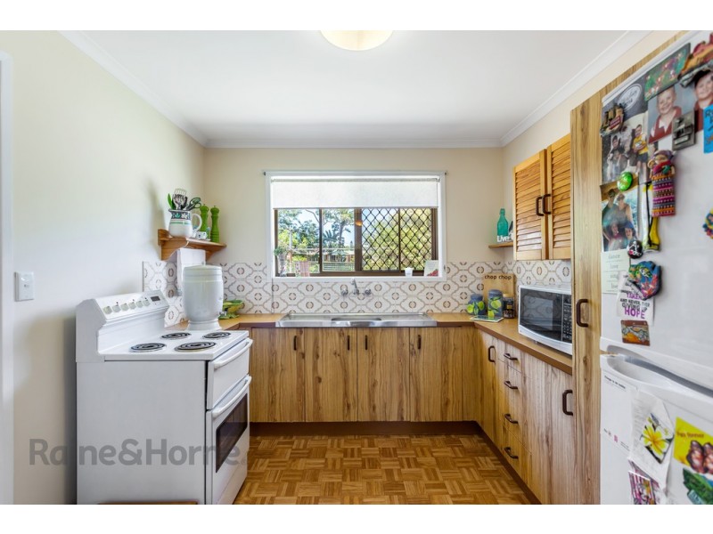 46 Lotus Crescent, Centenary Heights QLD 4350