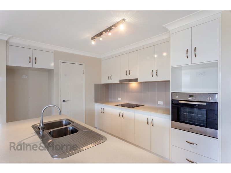 20 Shoesmith Road, Westbrook QLD 4350